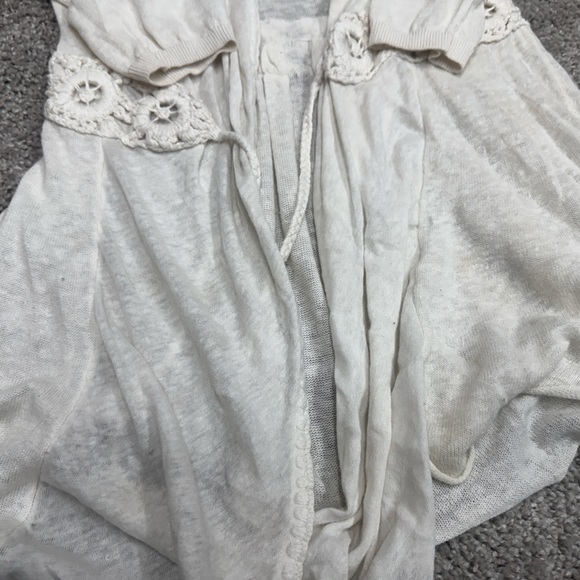 Knitted and Knotted Cardigan - Picture 6 of 9